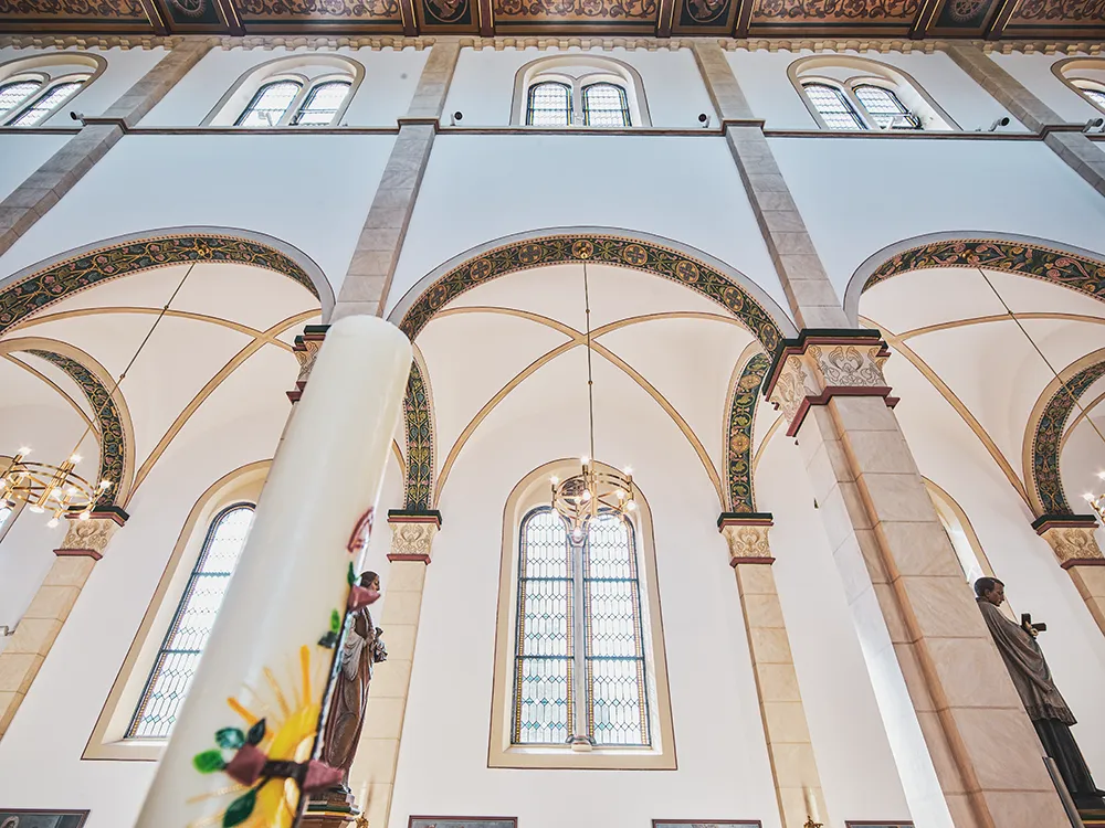 malerarbeiten-kirche-neumuenster-juergens-hamburg-handwerker